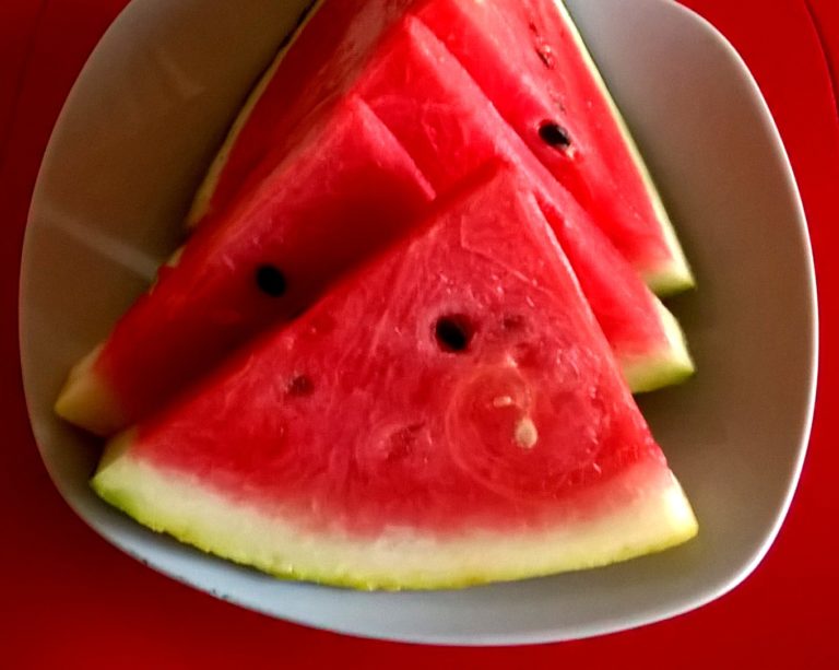 PERCHE’ MANGIARE ANGURIA